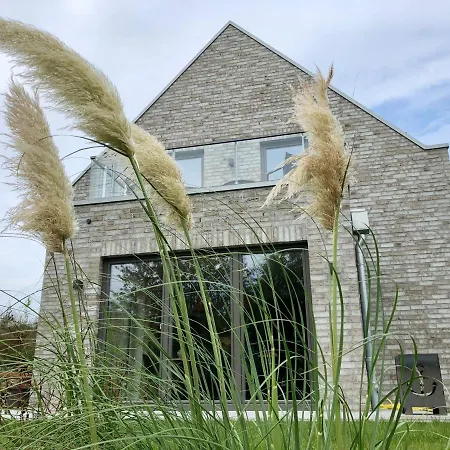 Kapitaenshaus Am Steg Holiday home Dangast