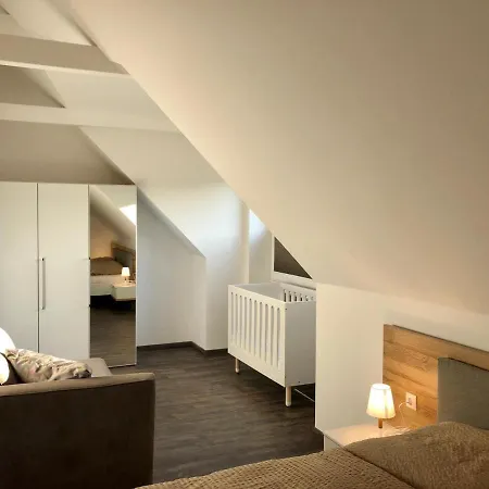 Holiday home Kapitaenshaus Am Steg *