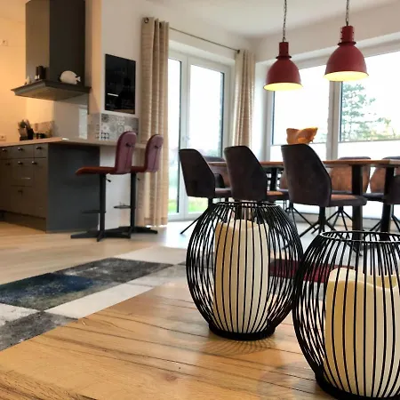 Kapitaenshaus Am Steg Holiday home Dangast